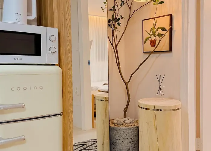 Jongno 30 Minutes, Itaewon 20 Minutes, Hongdae 20 Minutes, National Museum Of Korea, Tower 30 Minutes Apartment *
