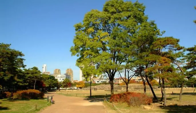 Jongno 30 Minutes, Itaewon 20 Minutes, Hongdae 20 Minutes, National Museum Of Korea, Tower 30 Minutes